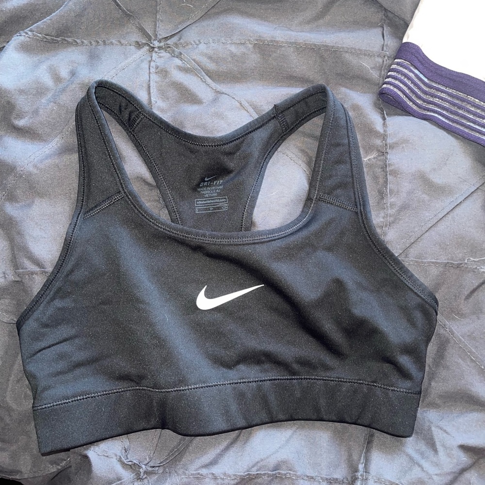 Womens Nike sports bra